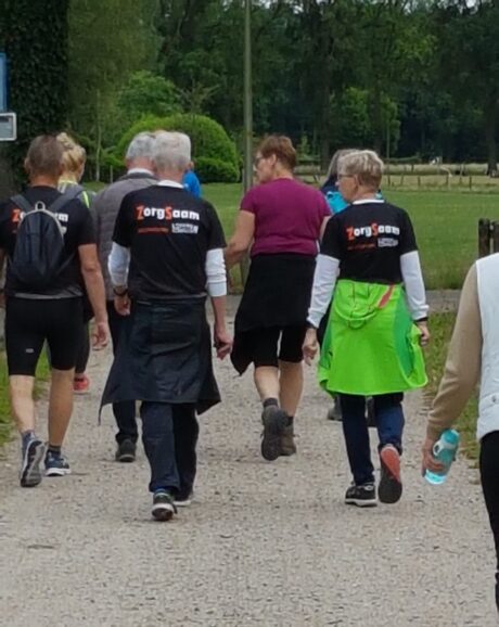 Enthousiaste wandelbegeleiders vertellen