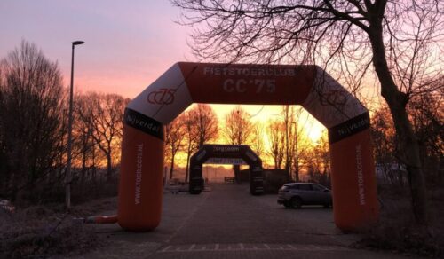 Carbidtrail en Wandeltocht: Een Sportieve Traditie Tussen Kerst en Oud & Nieuw