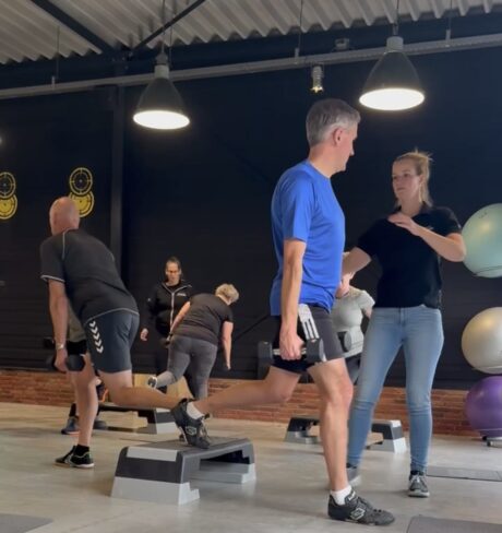 Van rugklachten naar resultaat – twee deelnemers delen hun ervaring!